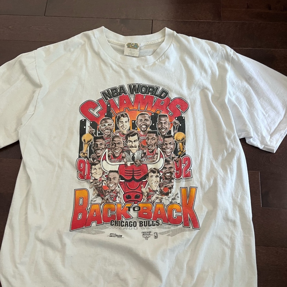 Vintage Chicago Bulls NBA World Champs 1991 / 92 RARE Caricature Graphic T-Shirt